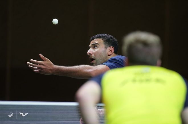 在攻防两端 在攻防两端