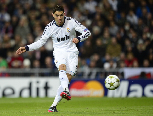 利用墙体与 利用墙体与